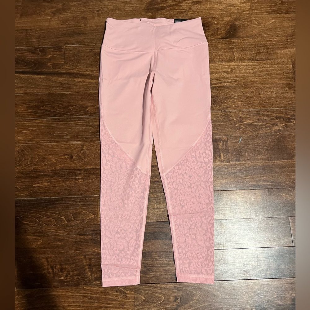 Victoria’s Secret cheetah leggings